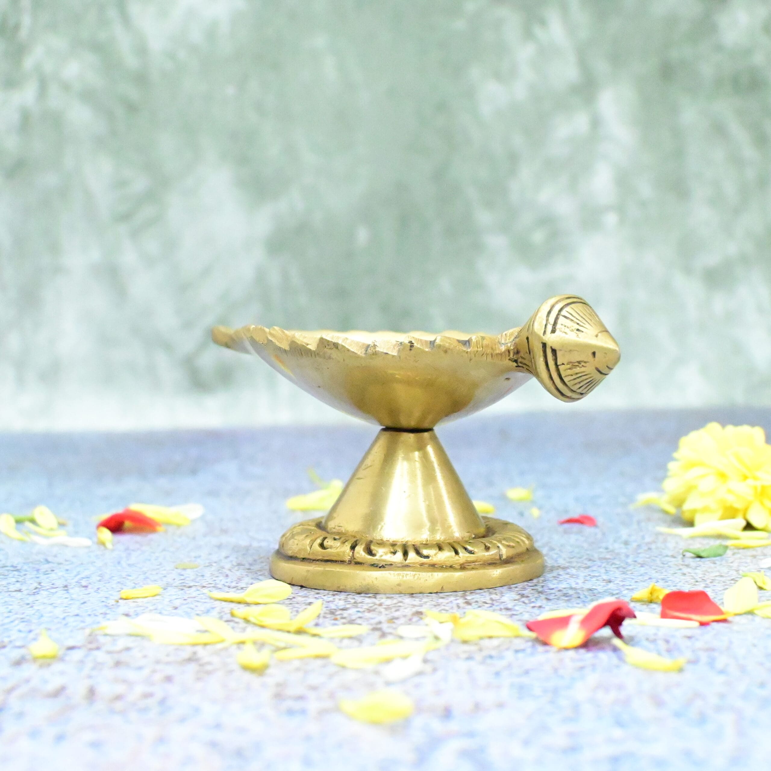 Brass Peepal Leaf Diya Stand for Home Decoration Puja Small Size (Set of 2) Vilakku Pooja Mandir Items Articles Diwali Decorative Oil Lamp Lights Deepam Pair Vilaku Gift