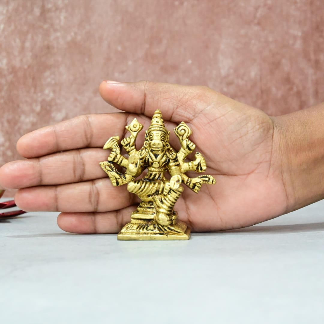 ఇత్తడి వరాహ విగ్రహం చిన్న పరిమాణం (4 అంగుళాలు) లక్ష్మీ హయగ్రీవర్ పూజ మూర్తి, హయగ్రీవ వరాహ లక్ష్మీ హయగ్రీవర్ విగ్రహం గృహాలంకరణ పూజా గది